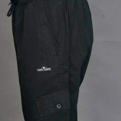 Men’s Solid Slim-Fit Cargo Pants